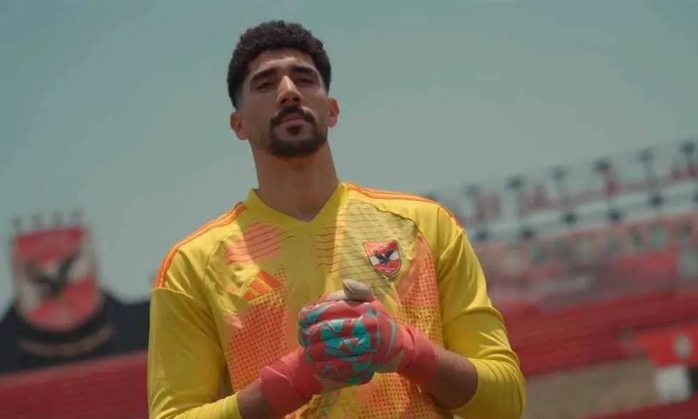 الأهلي المصري يعزز صفوفه بـ«سيحا»