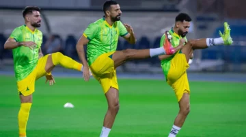 «الخليج» يُعسكر في هولندا… وضغوطات لبقاء الإدارة