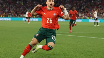 كونسيساو يعيد ذكريات والده ويضع البرتغال في نهائي دوري الأمم