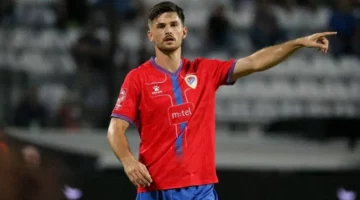 الوداد يضم المدافع الهولندي مايرس