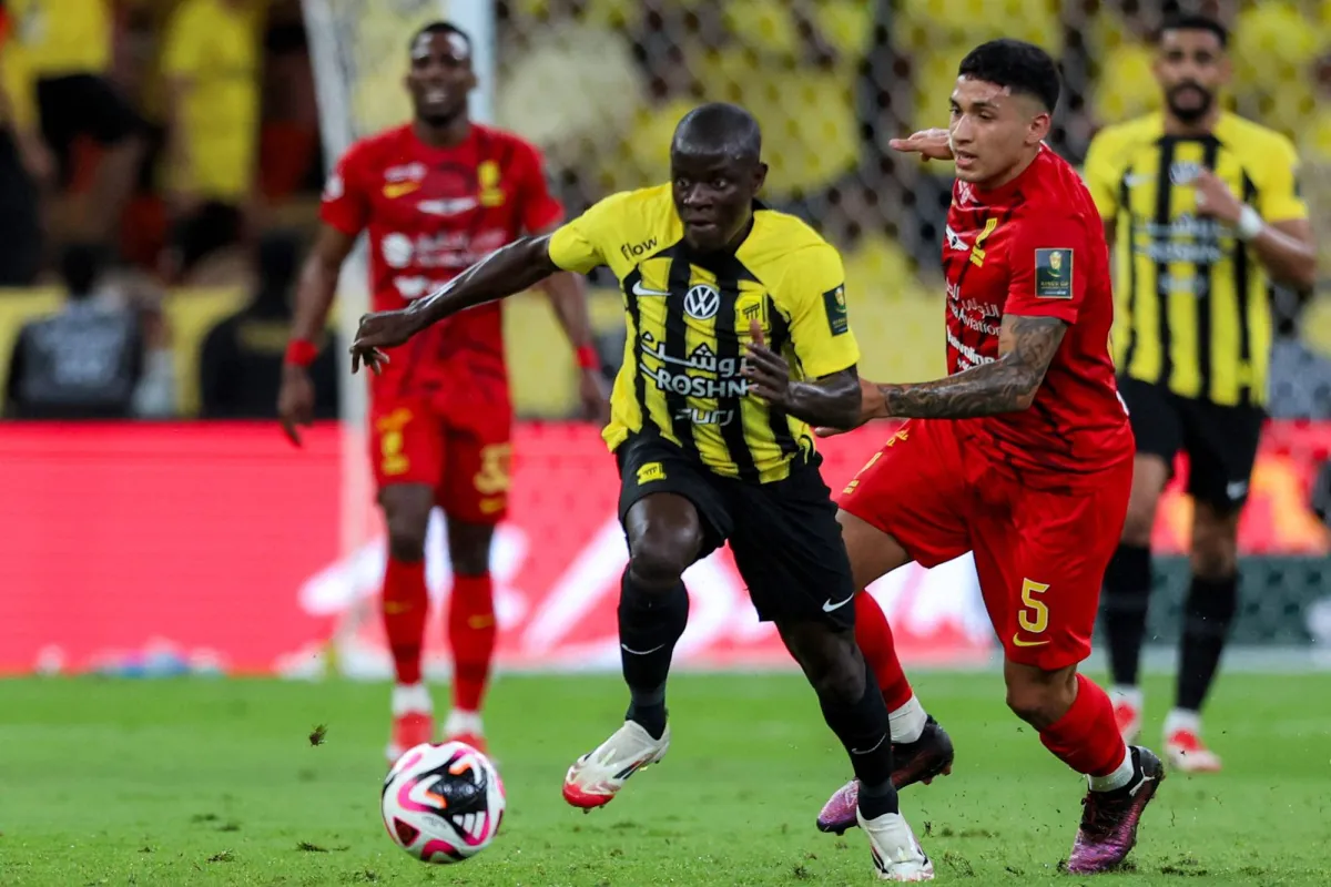 الهلال يجري محادثات لاستعارة «كانتي الاتحاد» قبل «مونديال الأندية»
