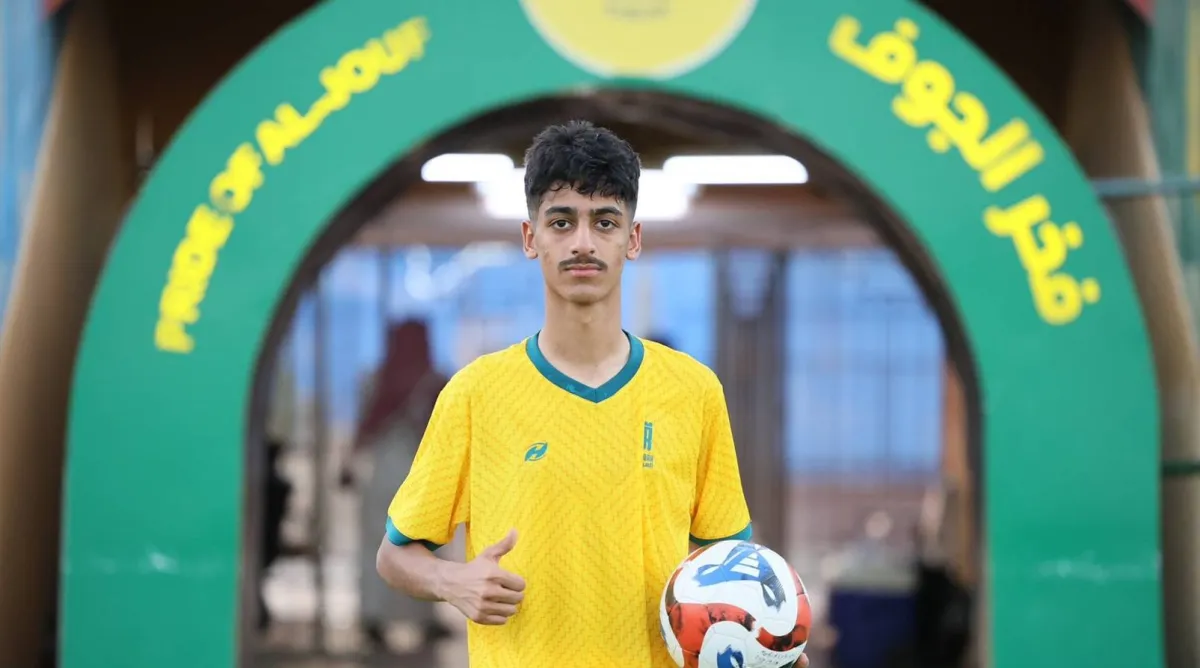 الشمري «موهبة العروبة» على رادار كبار الدوري السعودي