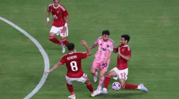 أجبرنا ميسي على مغادرة منطقته المفضلة داخل الملعب