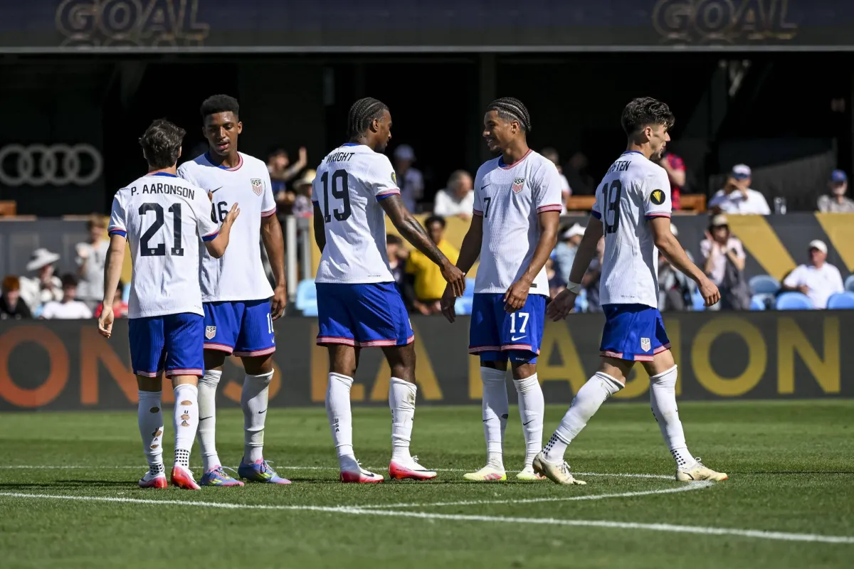 الولايات المتحدة تفتتح مشوارها بالكأس الذهبية بخماسية في شباك ترينيداد
