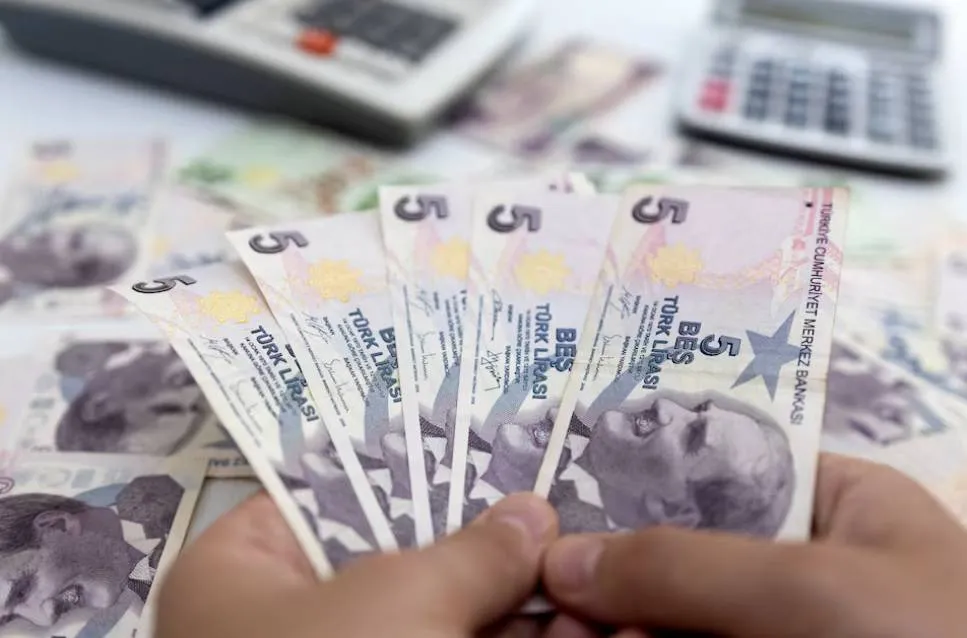 تركيا تحقق فائضاً في الموازنة بنحو 6 مليارات دولار خلال مايو