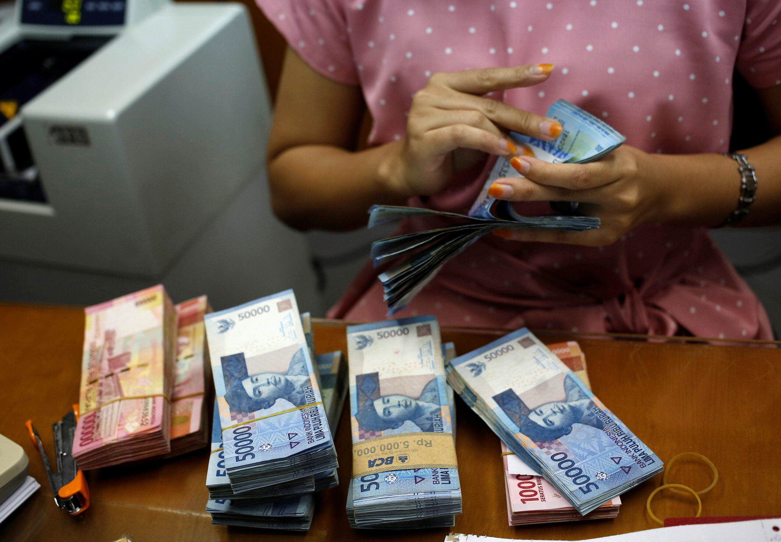 تباطؤ التضخم السنوي في إندونيسيا خلال مايو إلى 1.60% دون التوقعات