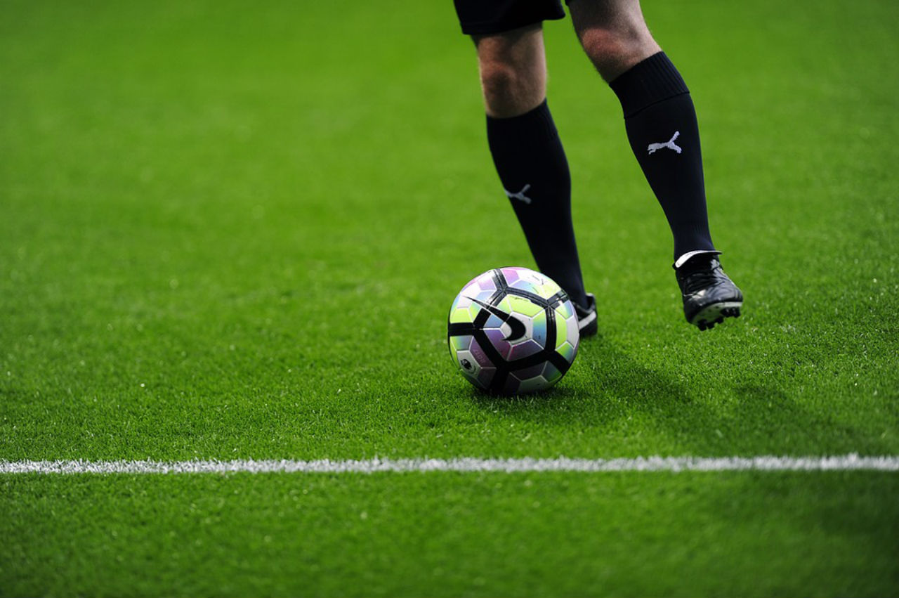 ارتفاع إيرادات كرة القدم الأوروبية إلى 43 مليار دولار بدعم من توسعات الملاعب