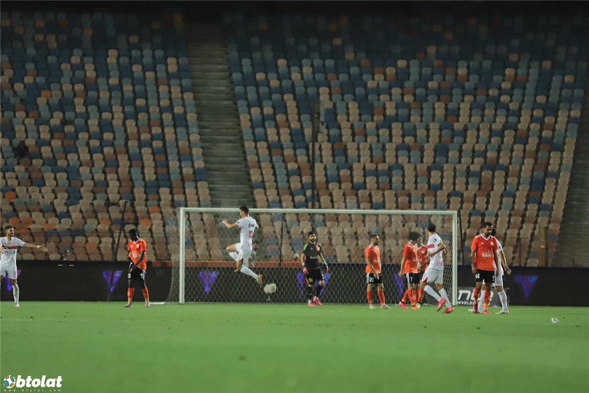 فيديو | الزمالك يختتم مشواره في الدوري المصري بثنائية أمام فاركو