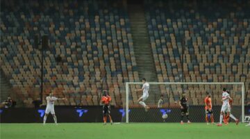 فيديو | محمد شحاتة يُسجل هدف الزمالك الأول أمام فاركو