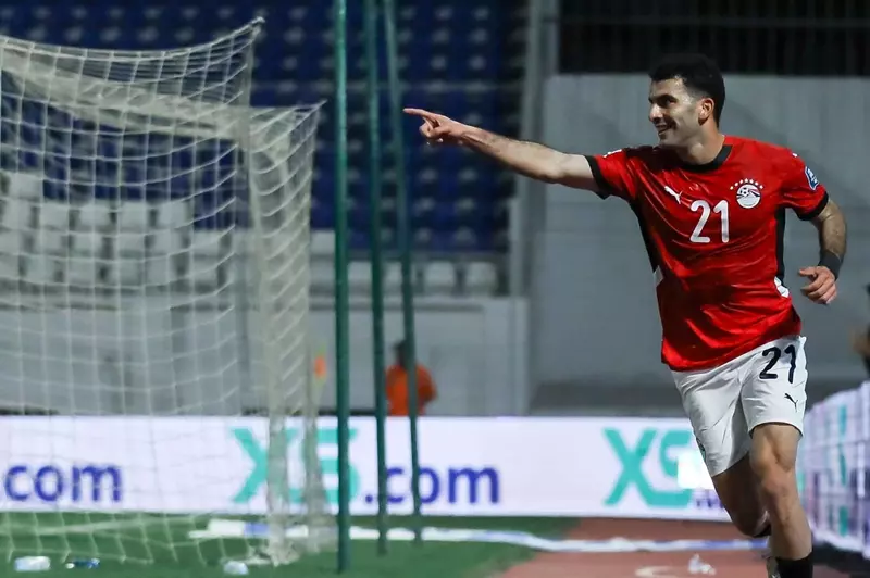 اقتراب نهاية أزمة الـ60 يومًا بين زيزو والزمالك