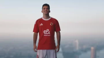 كيف شارك جمهور الأهلي في تقديم صفقة زيزو؟ (فيديو)