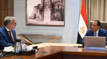 مدبولى: الدولة تواصل دعم قطاع البترول وإتاحة المزيد من التيسيرات والمحفزات لجذب الاستثمارات