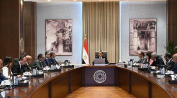 رئيس الوزراء يتابع خطط تطوير 7 فنادق تاريخية ضمن برنامج الطروحات الحكومية