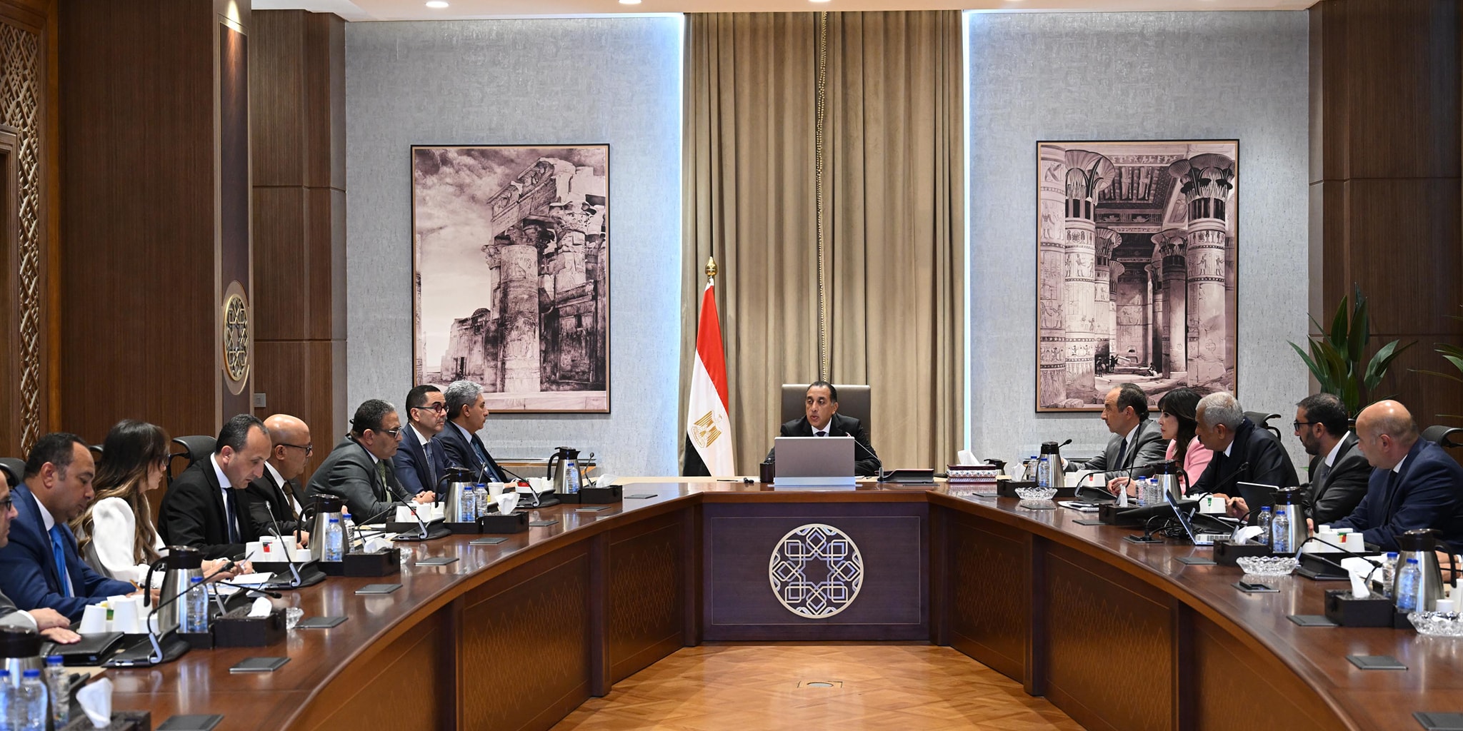 رئيس الوزراء يتابع خطط تطوير 7 فنادق تاريخية ضمن برنامج الطروحات الحكومية