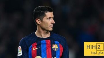 ليفاندوفسكي عن خليفته في برشلونة : لا يوجد