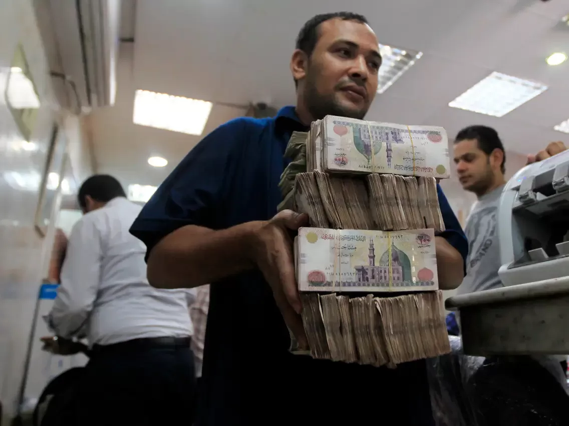 “المركزى” يسحب سيولة بقيمة 340.9 مليار جنيه عبر عطاء السوق المفتوحة