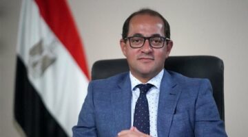 صرف مرتبات العاملين بالدولة يوم 18 يونيو