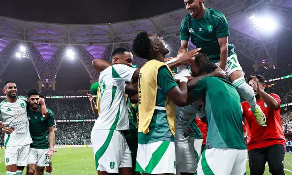 السوبر السعودي يواجه أزمة حقيقية.. هل تطيح الأعذار الفنية واللوائح بالبطولة؟