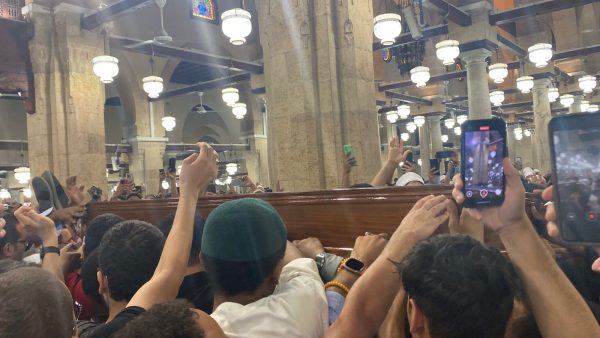 12 صورة مؤثرة توثق وداع الدكتور أحمد عمر هاشم في الجامع الأزهر