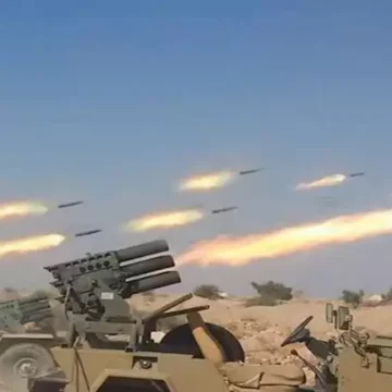 يديعوت أحرونوت: حزب الله يطلق أكثر من 100 صاروخ ومسيرات نحو شمال إسرائيل