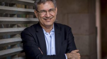 رواية متحف البراءة لأورهان باموق تتحول إلى عمل تلفزيوني حصري على نتفليكس