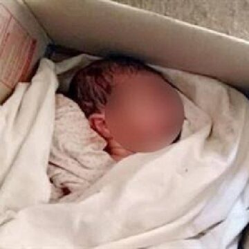 إنقاذ رضيع حديث الولادة عُثر عليه وسط القمامة بحي الصوفي بالفيوم