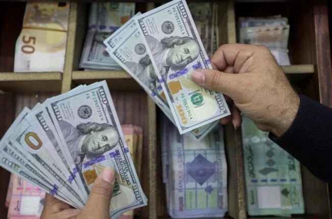 سعر الدولار اليوم الخميس 26 مارس 2026 في مكاتب الصرافة والبنوك