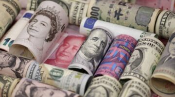 ضبط قضايا إتجار في العملات الأجنبية بقيمة 14 مليون جنيه