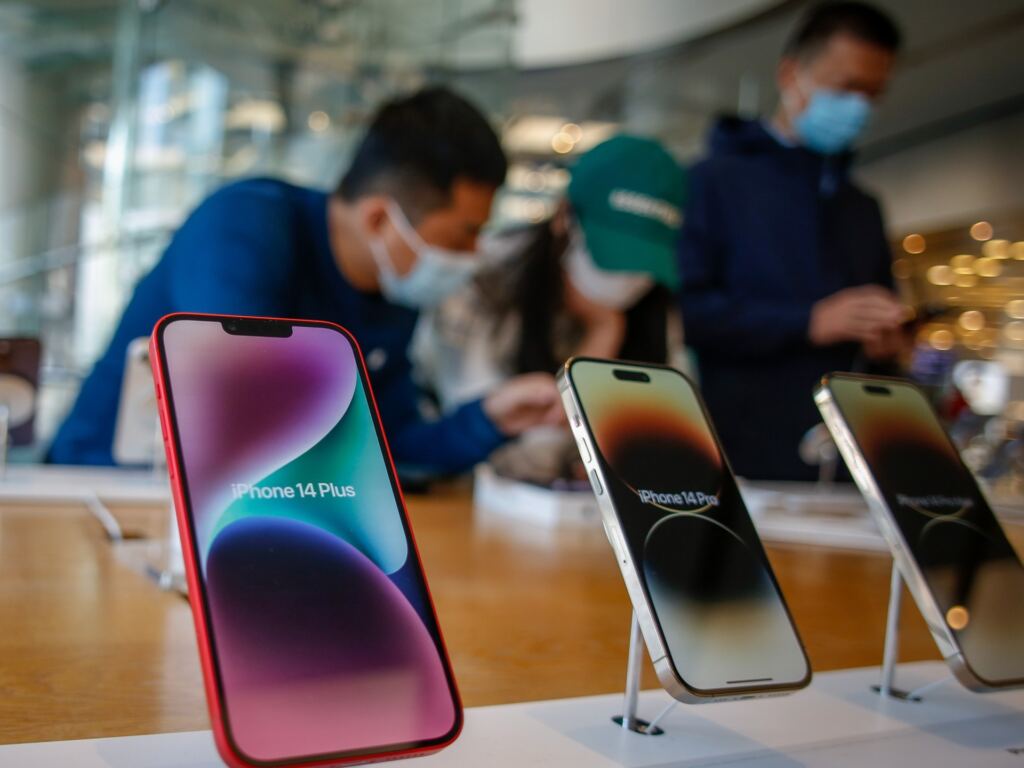 آبل تؤكد: عند تشغيل هذه الميزة لا أحد يستطيع اختراق هواتف آيفون | تكنولوجيا