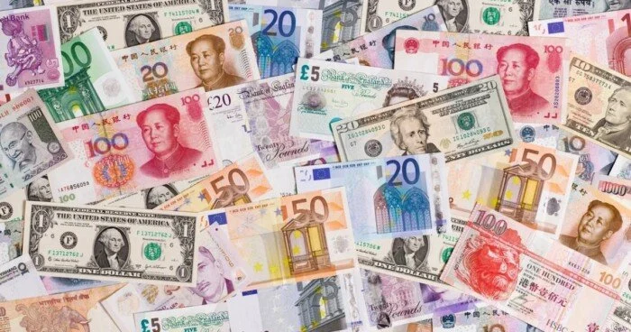 أسعار العملات العربية والأجنبية اليوم الثلاثاء 31 مارس 2026 في البنوك