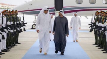 أمير قطر يناقش مع رئيس الإمارات أوضاع المنطقة وتداعياتها | أخبار