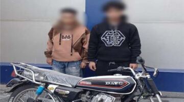 الداخلية توضح حقيقة محاولة سرقة هاتف وتحطيم سيارة بالأميرية