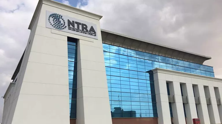 تنظيم الاتصالات يعلن أوقات العمل الجديدة لمنافذ بيع مقدمي الخدمات