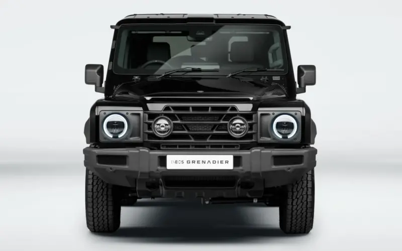 ساعة إينيوس غرينادير بلاك إيديشن 2026 الجديدة: إنها هنا لتثبت لك أن الأسود هو لون المقاومة الجديد