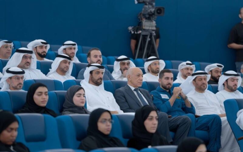 سلطان بن أحمد القاسمي يدشن الهوية المؤسسية لمجمع الشارقة للفضاء والفلك