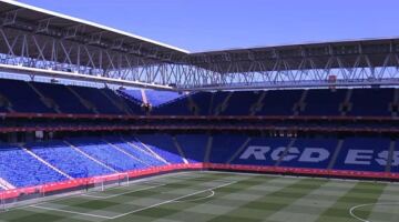 شاهد.. لقطات من داخل ملعب مواجهة منتخب مصر وإسبانيا الآن