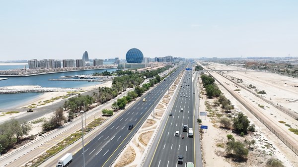 صيانة 83 جسراً ونفقاً ونحو مليون متر مربع من الشوارع في أبوظبي