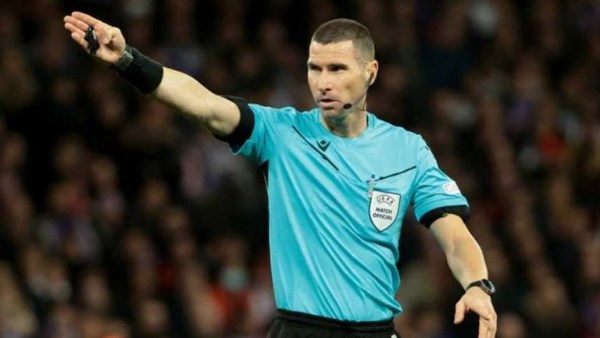 عقوبة قديمة تطارد كاباكوف حكم مباراة مصر وإسبانيا