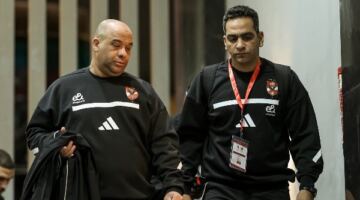 محمد فاروق يوضح سر غضب لاعبي الأهلي من وليد صلاح الدين