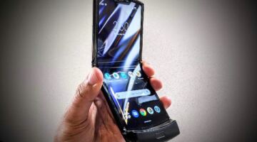موتورولا تذكي المنافسة.. تفاصيل وموعد الحجز المسبق لهاتف Razr Fold