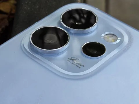 هاتف Reno15 Pro 5G الرائد من اوبو يتألق بشاشة مذهلة وبطارية تدوم طويلا