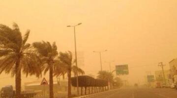 استمرار انخفاض الرؤية وسقوط أمطار.. الأرصاد تحذر من طقس الساعات المقبلة.