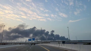 استهدافات الخليج.. أضرار في دبي وتحذيرات بالبحرين والسعودية | أخبار