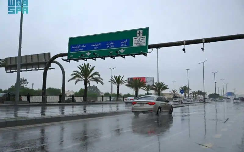 «الدفاع المدني» يحذر: أمطار رعدية حتى الجمعة.. الزموا أماكن آمنة – أخبار السعودية
