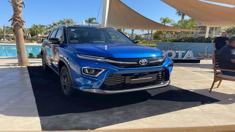 الزيادات تتوالى.. صعود أسعار تويوتا أوروبان كروزر موديل 2026 في مصر