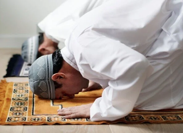 بالقاهرة والمحافظات.. مواقيت الصلاة ليوم الأحد 5 أبريل 2026