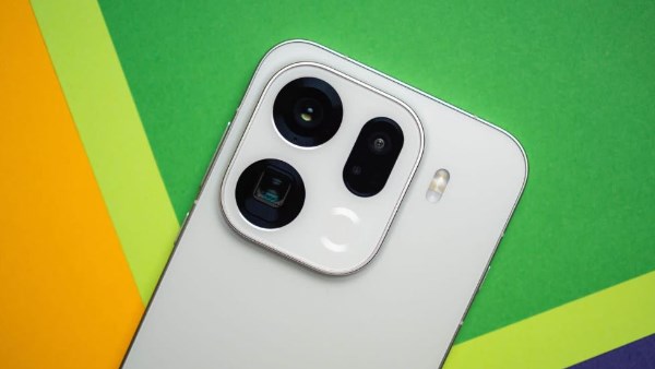 بتصميم مغاير وكاميرا خارقة.. شاهد تسريب صور جديد لـ أوبو Find X9 Ultra