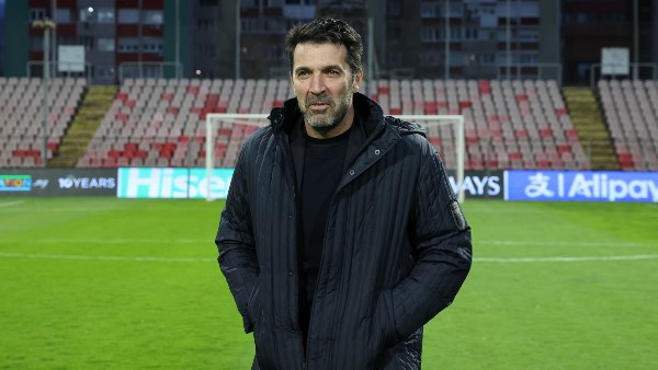 بوفون يوضح موقفه وجاتوزو من الرحيل عن إيطاليا بعد فشل التأهل للمونديال