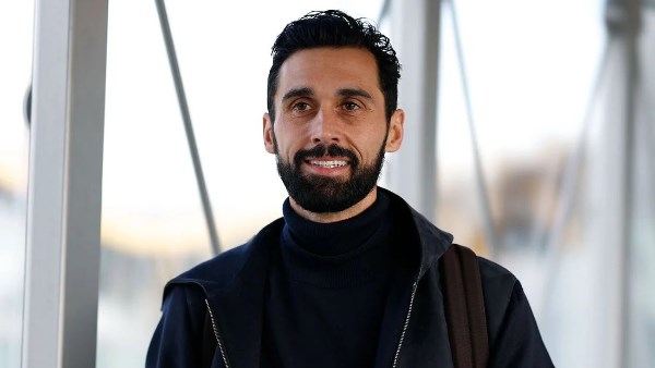 بيريز يضغط وأربيلوا يترنح.. من يحدد مصير المدرب في ريال مدريد؟