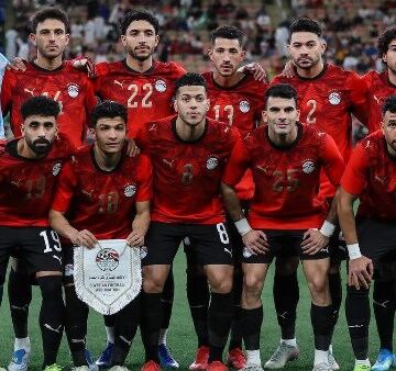 مصر تواجه روسيا وديًا بطاقم جزائري بدون تقنية الفيديو استعدادًا لمونديال 2026
                                                
                                                
                                                    22/05/2026 05:00 م
                                                
                                                
                                                    اتفق الاتحاد المصري لكرة القدم مع نظيره الروسي على إقامة مباراة ودية بين منتخبي مصر وروسيا يوم